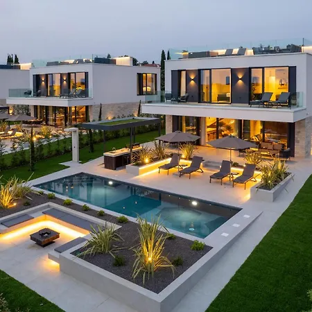 펜션 Lovely In Nova Vas With Sauna