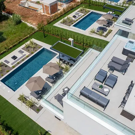 Lovely In Nova Vas With Sauna 펜션 *