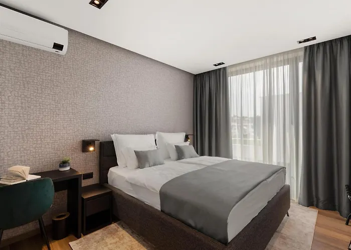 Lovely In Nova Vas With Sauna 펜션 포레치