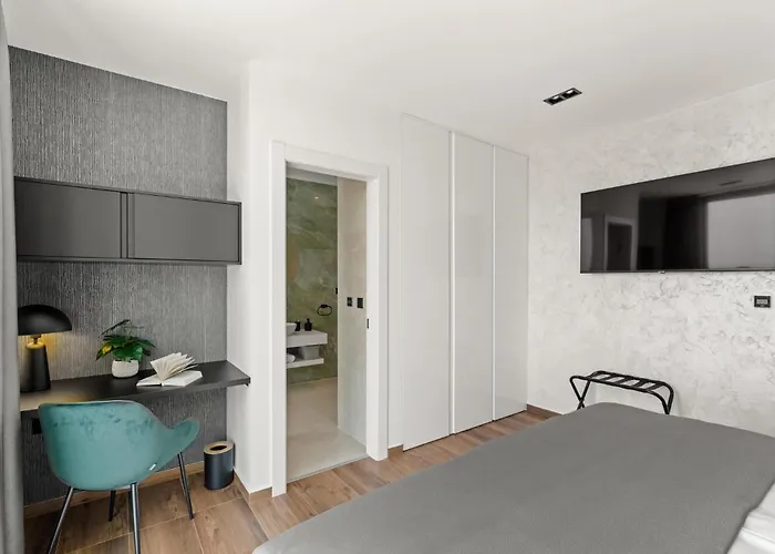 펜션 Lovely In Nova Vas With Sauna *