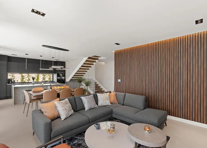 Lovely In Nova Vas With Sauna 포레치