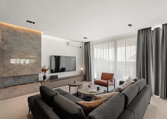 Lovely In Nova Vas With Sauna 펜션 *