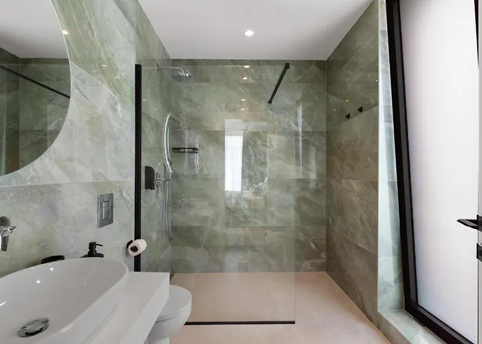 Lovely In Nova Vas With Sauna * 포레치